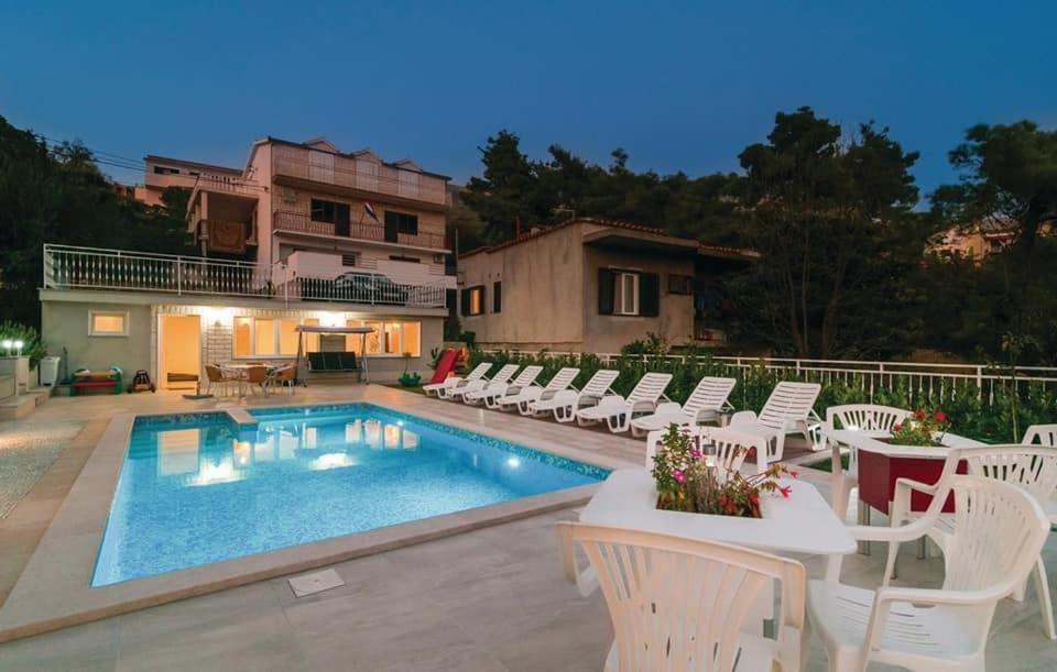 Apartments Mm Подстрана Екстериор снимка