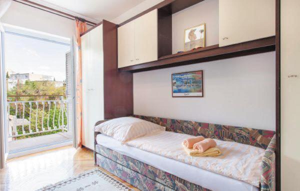 Apartments Mm Подстрана Екстериор снимка
