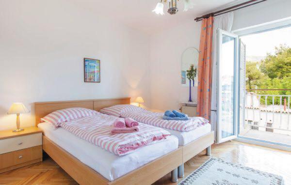 Apartments Mm Подстрана Екстериор снимка
