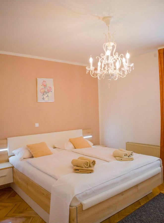 Apartments Mm Подстрана Екстериор снимка