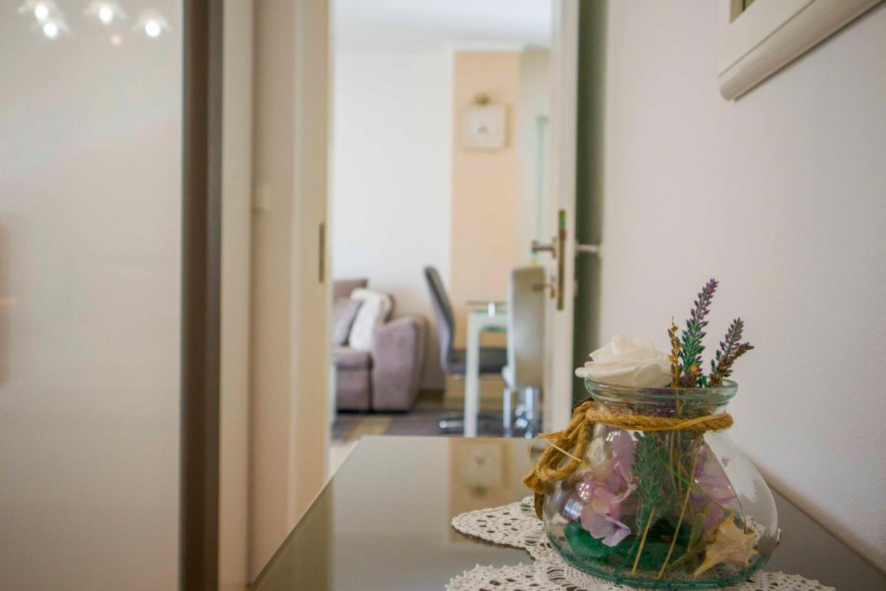Apartments Mm Подстрана Екстериор снимка